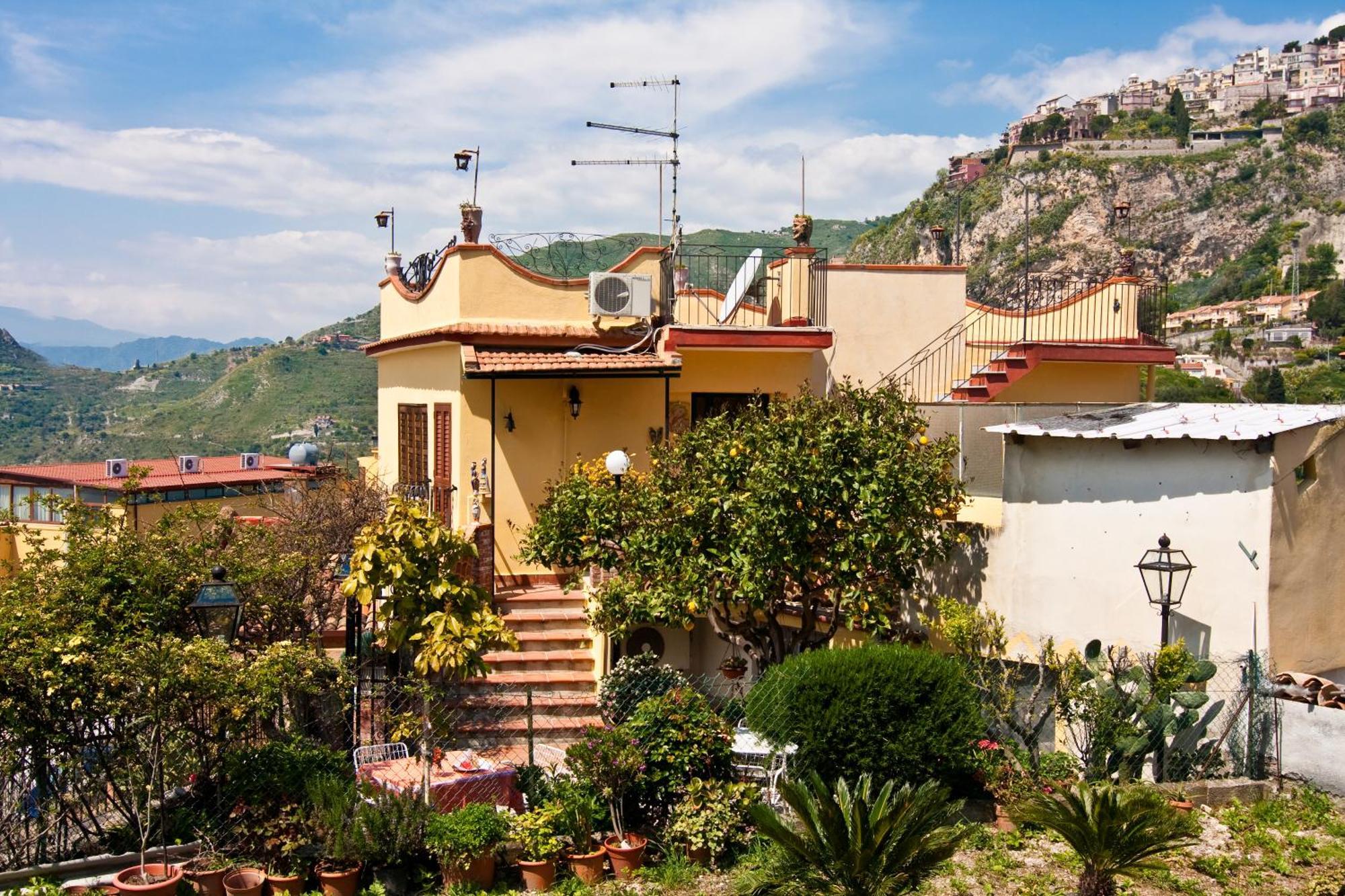 B&B U Palmentu Taormina Kültér fotó