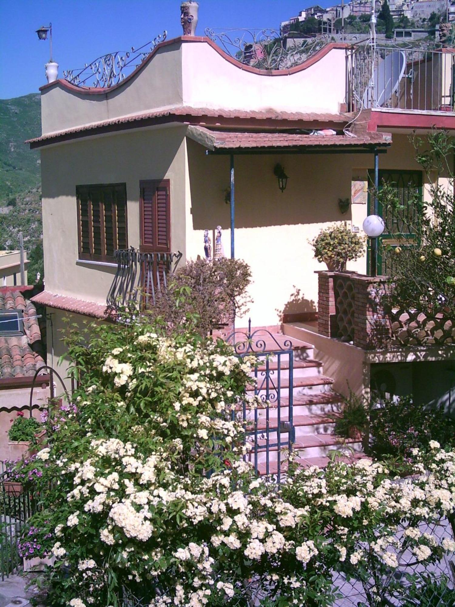 B&B U Palmentu Taormina Kültér fotó