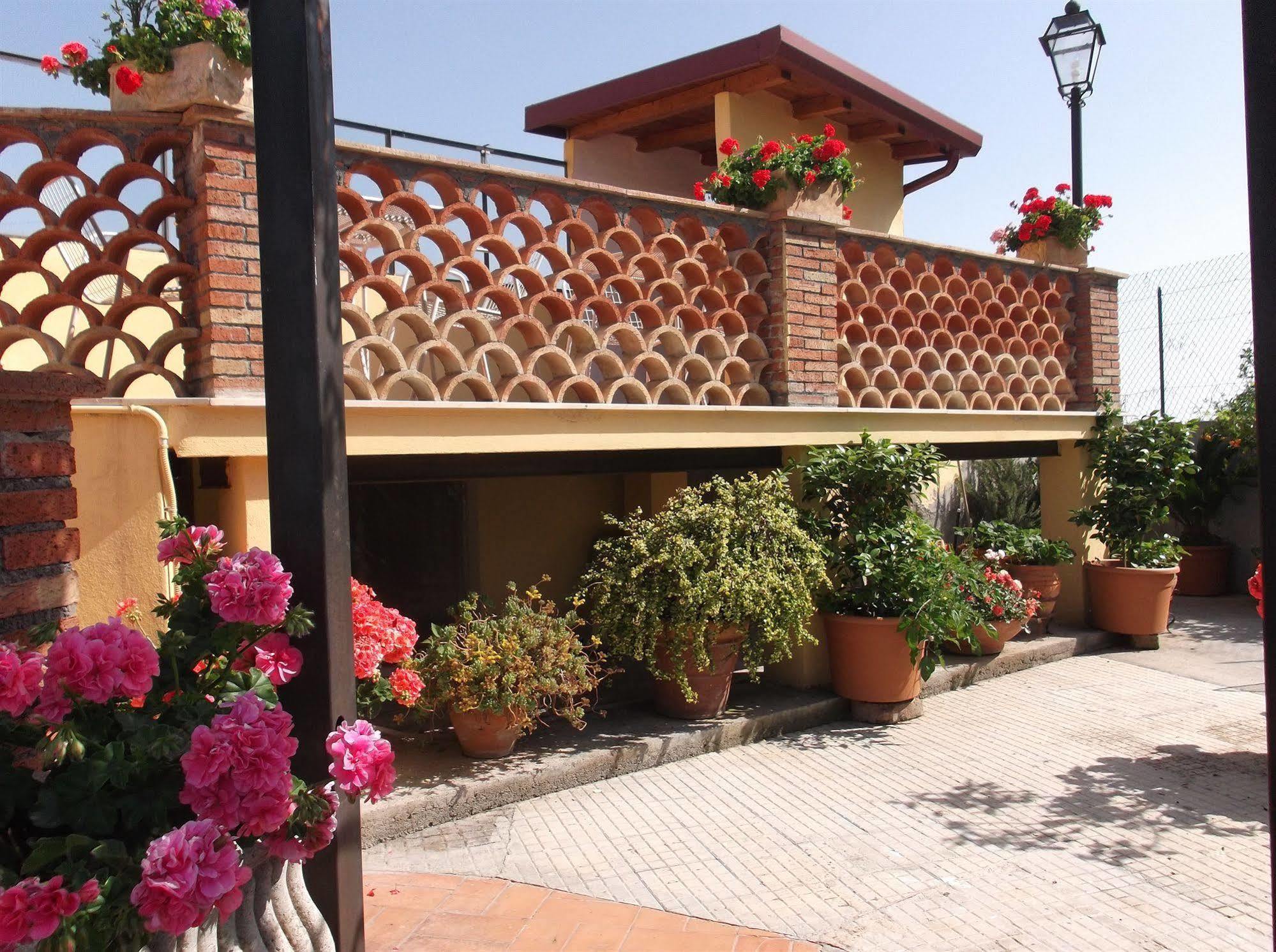 B&B U Palmentu Taormina Kültér fotó