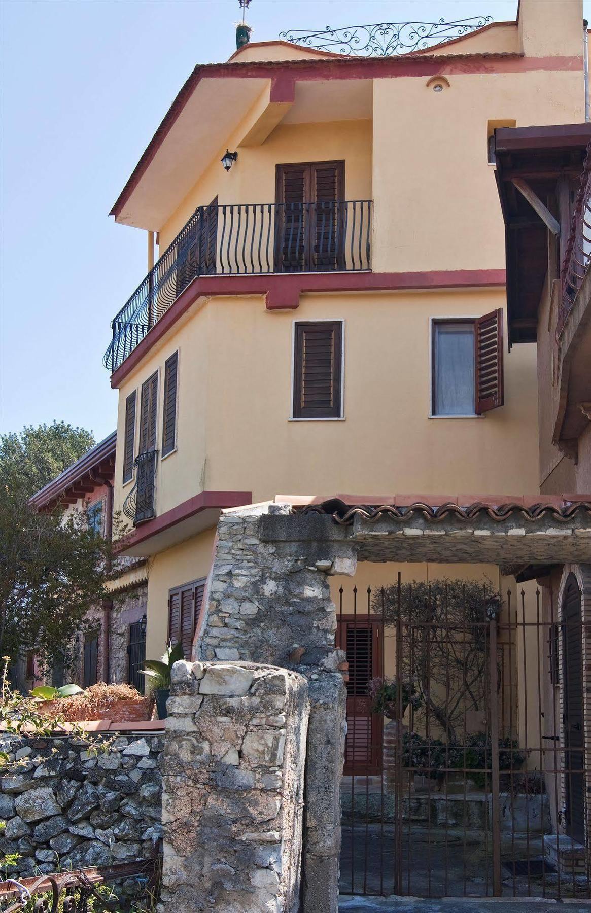B&B U Palmentu Taormina Kültér fotó